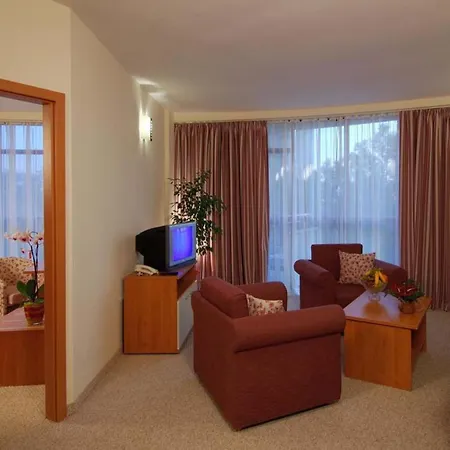 Helios Hotel 4*