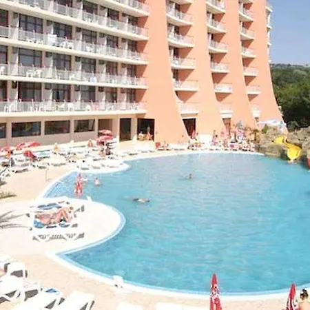 Helios 4*